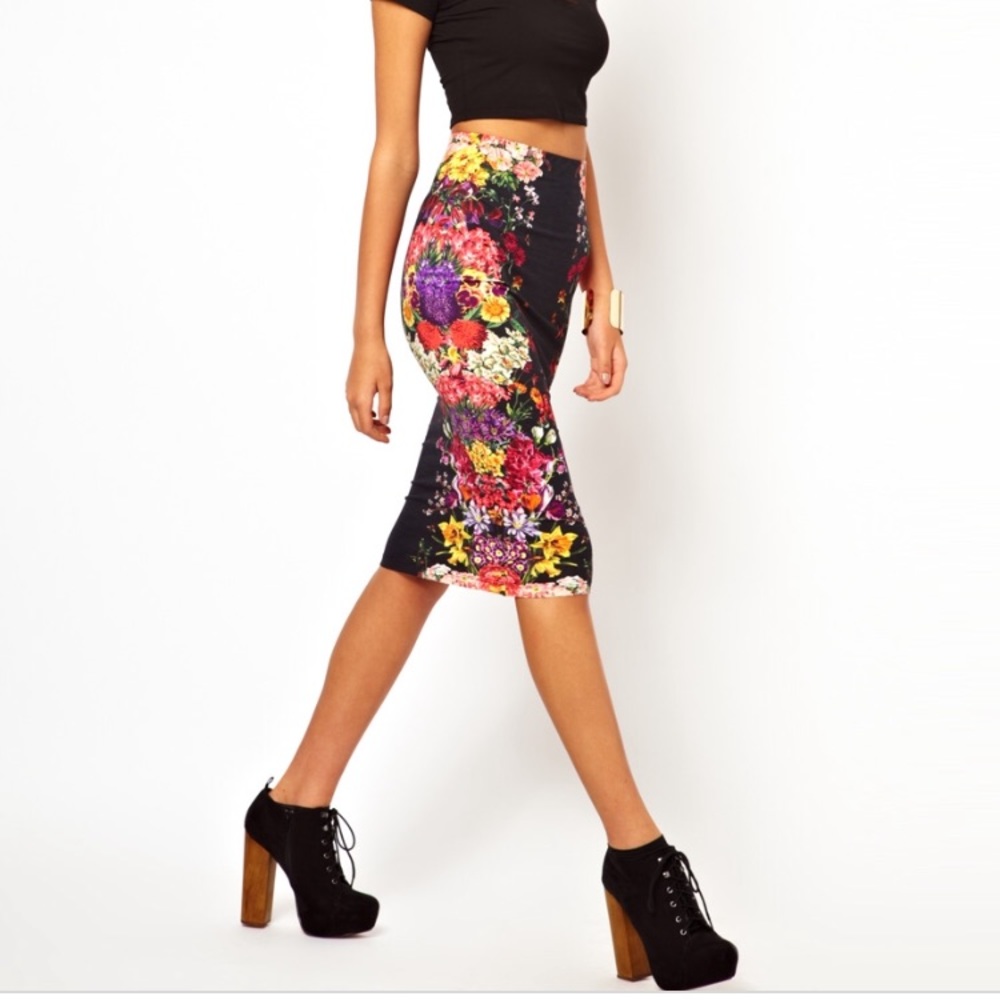 Black bodycon floral mirror skirt